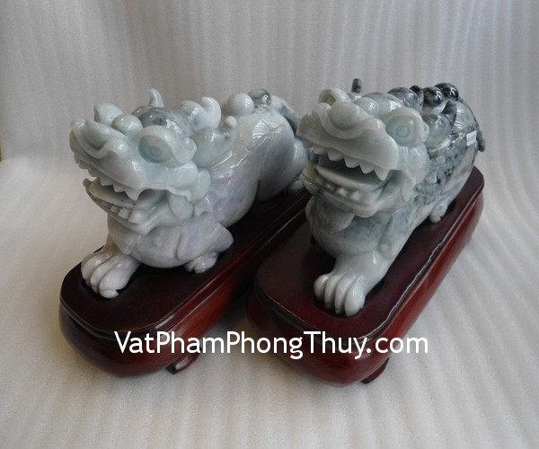 Tỳ hưu Phỉ Thúy, có tác dụng chiêu tài chiêu lộc, bảo trợ sức khỏe TH13 4 ty huu phi thuy th13 4 01 Tỳ hưu Phỉ Thúy, có tác dụng chiêu tài chiêu lộc, bảo trợ sức khỏe TH13 4